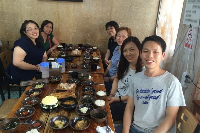 Jeju Island Private Taxi Tour : 3 Full days - Day two: caves, tea, and the southwest coast