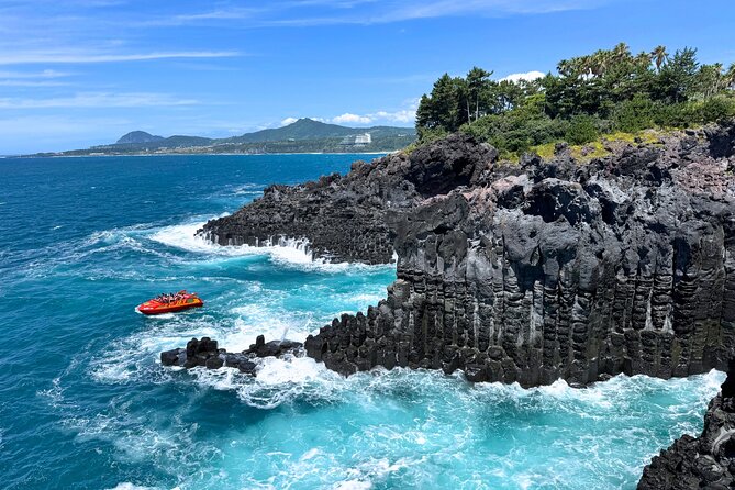 Jeju island Southern UNESCO Day Tour With Hallasan MT - Dongmun Market, an unguided finish