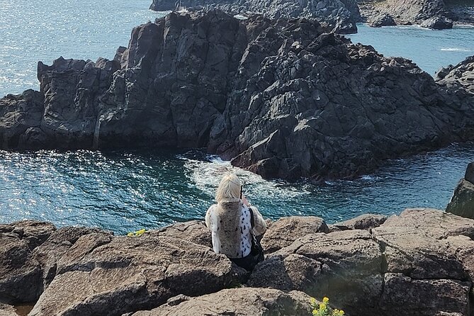 Jeju island Southern UNESCO Day Tour With Hallasan MT - Cheonjeyeon Falls, three tiers and a forest setting