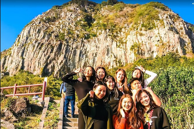 Jeju Island Taxi Tour - West Day Tour - Hallim Park: a broad opening stop