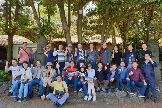 Jeju Island UNESCO Heritage Bus Tour - The guide, vehicle, and group experience