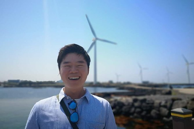 Jeju island: Van tour with a guide who the most loves JEJU - Key points to know before booking