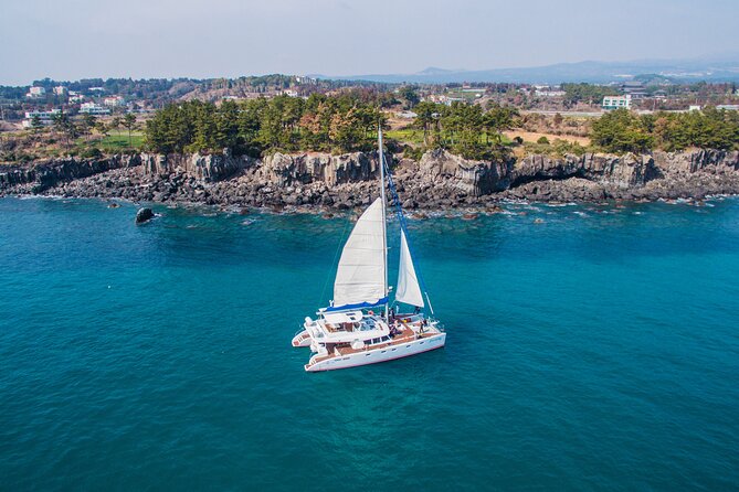 Jeju Luxury Private Tour Including UNESCO Yacht Cruise - Key points at a glance