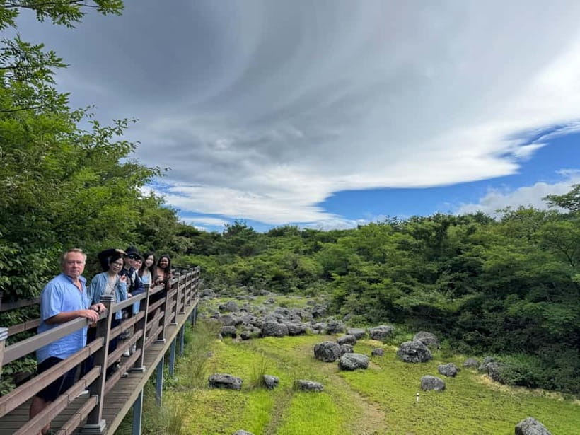 Jeju: Popular Sightseeing Private Car Charter Tour - The east route: lava caves, coast, and Seongsan