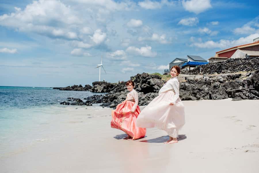 Jeju Premium Small Group UNESCO Day Tour - East - Meeting Jeju’s haenyeo at the Woman Diver Museum