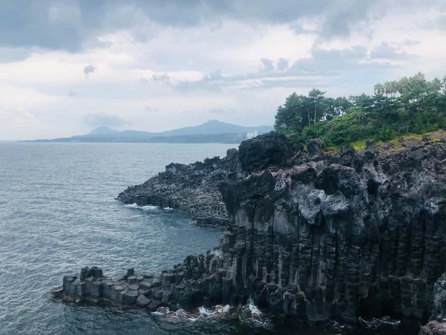 Jeju Premium Small Group UNESCO Day Tour - South - The short walk to Cheonjiyeon Falls