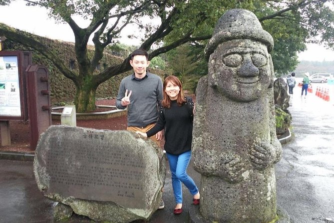 Jeju Private Full day tour of UNESCO Day Tour - What the private guide adds to the day