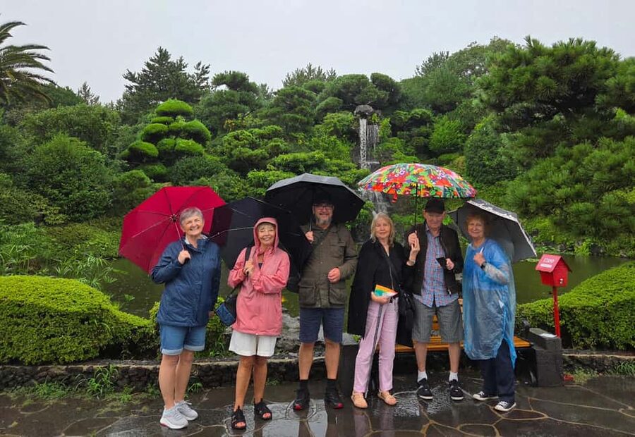 Jeju Private Taxi Tour with a Licenced English Guide-Driver - The guide makes or breaks the experience