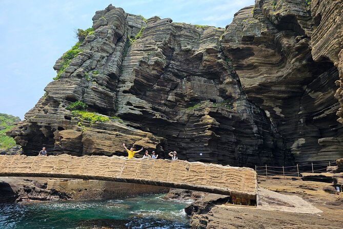 Jeju Private Tour Package-South of Jeju(Mt.Hallasan & Waterfalls) - Cheonjeyeon Falls and its three levels