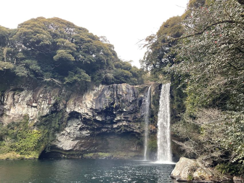 Jeju: Seogwipo City Walking Tours with Sunset - Key points at a glance