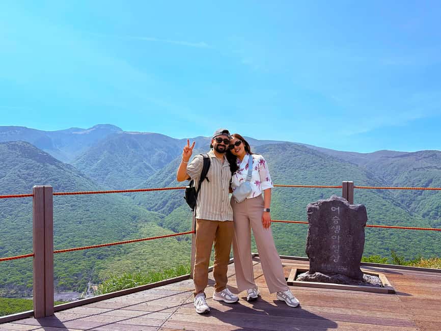 Jeju South: Small Group Healing Tour w/Mt.Halla & Olle Trail - Lunch with room for local choices