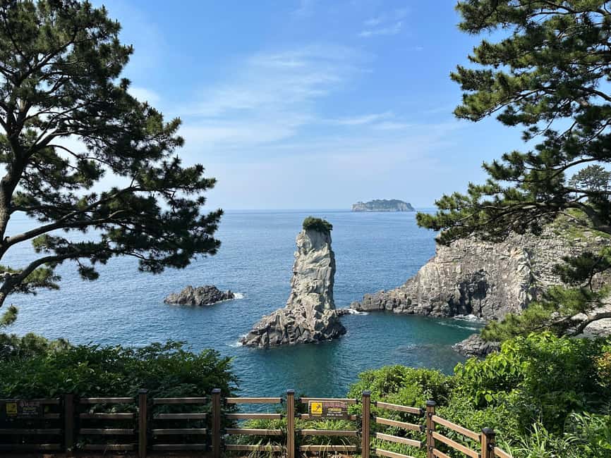 Jeju South: Small Group Healing Tour w/Mt.Halla & Olle Trail - Oedolgae, a sea stack with local stories