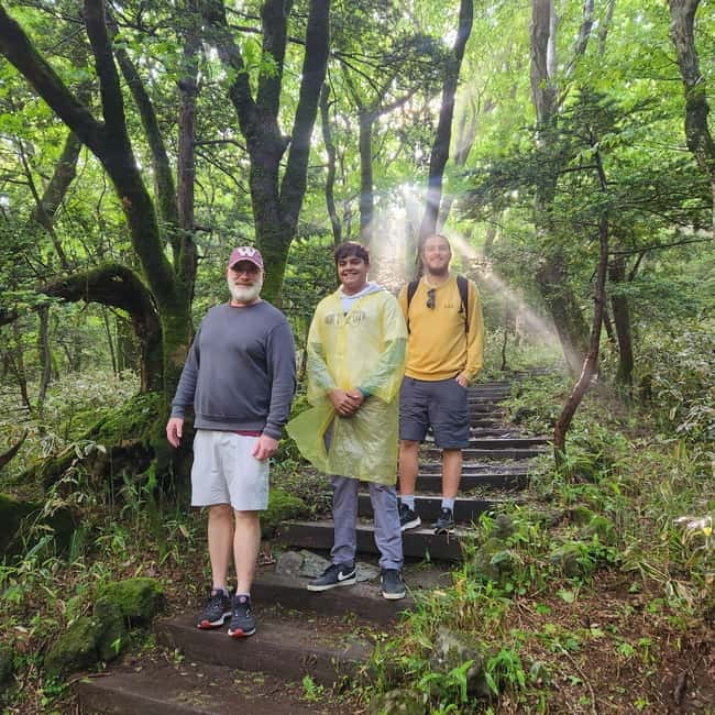 Jeju: Southern Top UNESCO Spots Bus Tour - Eoseungsaengak Trail on Mount Hallasan