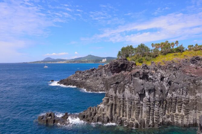 Jeju: UNESCO-Listed Southern Authentic Day Tour - O’sulloc Tea Museum and the green tea fields