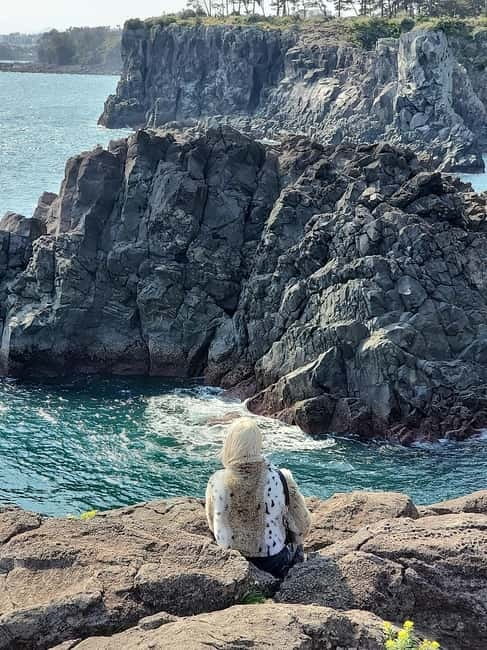 Jeju: West & South Full-Day Authentic Tour - The return through Jeju City