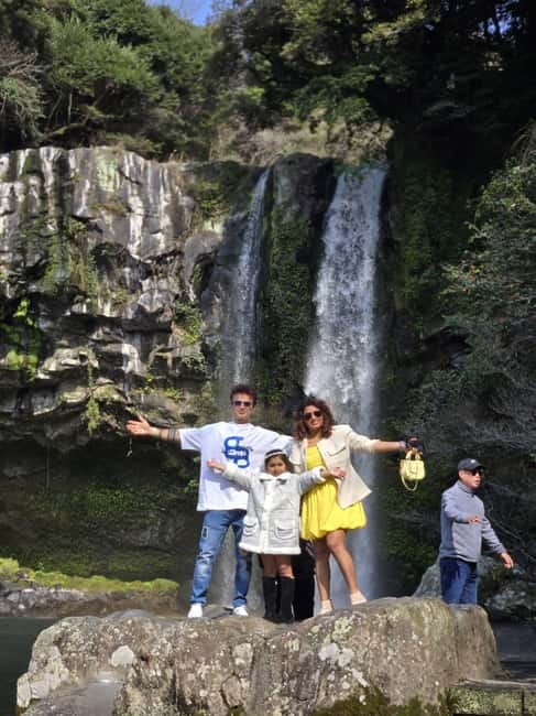 Jeju: West & South Full-Day Authentic Tour - Starting at Hallasan’s Eoseungsaengak Trail