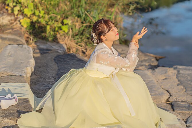 Jeonju Hanok Village Hanbok Rental Experience Hanboknam - The real cost of a $7 rental
