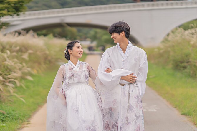 Jeonju Hanok Village Hanbok Rental Experience Hanboknam - Finding Hanboknam near Gyeonggijeon Hall