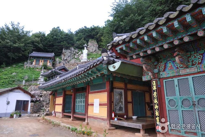 Jeonju: Private Taxi Tour Car Charter - Price and Real Value at $152 Per Group