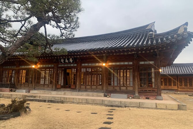 Jeonju - Southern Korea (Private tour) - Tea with descendants of a noble family