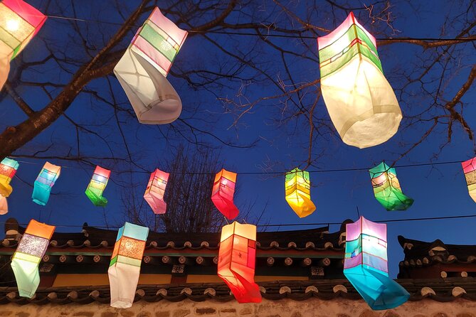 Jinju Namgang Yudeung Festival Bus tour from Busan - Rain, crowds, and the best type of festival evening