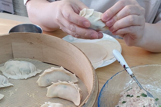 K-food cooking Japchae Mandu Tteokbokki & Fishcake - Who should book this experience?