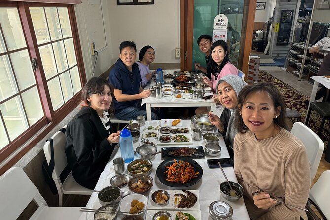 Korean BBQ with People in Busan - Who will get the most from this Busan food experience