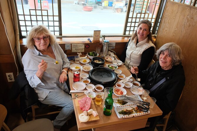 Korean BBQ with People in Busan - The BBQ restaurant changes, and that is both a strength and a limit