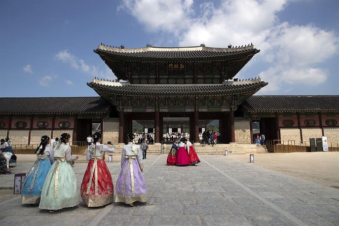Korean History & Heritage Tour - Cheonggyecheon Stream and Seoul’s changing city