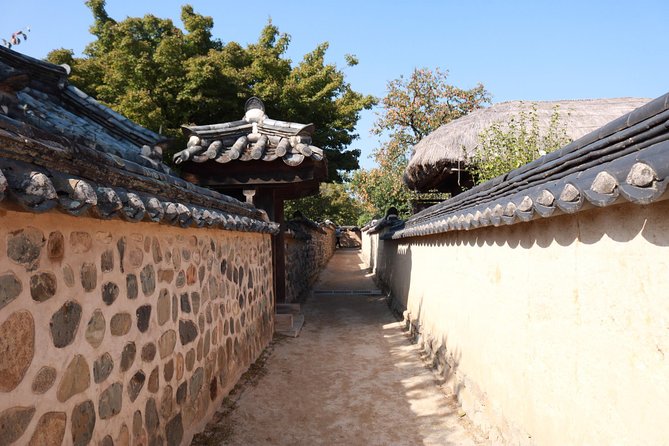 Korean UNESCO World Heritage Tour including Gyeongju, Andong and Daegu(2N3D) - Finishing at Seomun Market