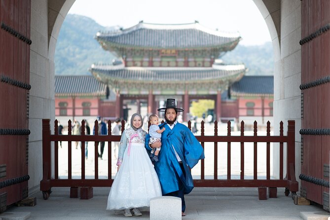 Layover Tour from Incheon Airport to Seoul with a Tour Specialist - N Seoul Tower for a final city view