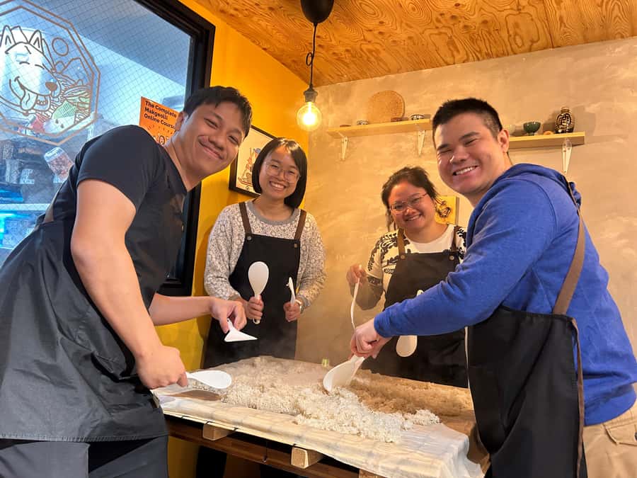 Learn and Craft Makgeolli in a Traditional Brewery - Why makgeolli makes a good Seoul class