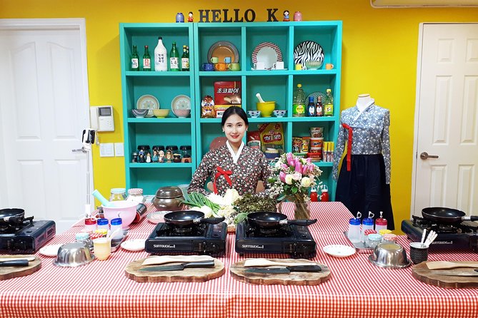 Local Home Korean Cooking Class & Market Adventure in Seoul - Should you book this Mangwon cooking class?