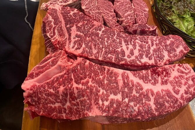 Majang Meat Market Experience: Private Tour with Han-woo Beef BBQ - The Butcher-to-BBQ Move