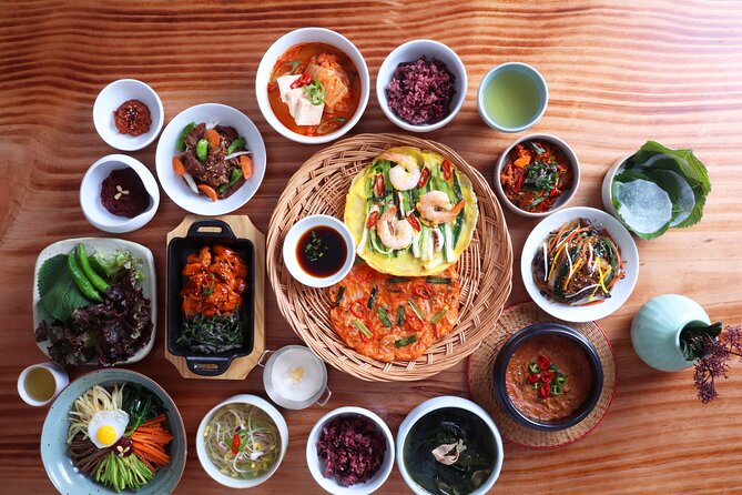 Master Korean traditional cooking with a Kimchi chef - Meeting at Jegi-dong Station at 10am