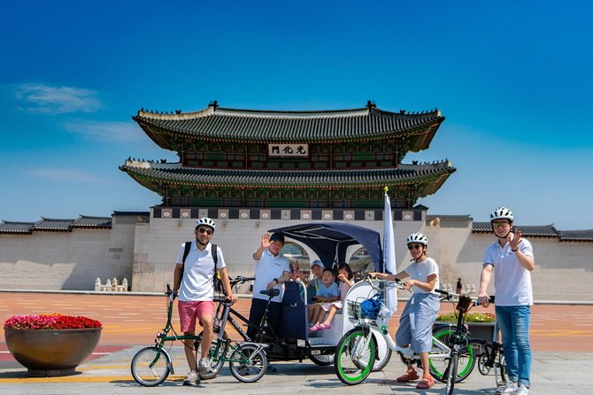 Morning Pedicab Heritage Tour - Bukchon Hanok Village is made for a photo stop