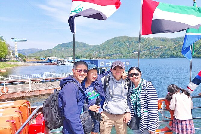 Nami Island, Cable Car, Garden of Morning Calm Panoramic Tour - The ginseng-center stop