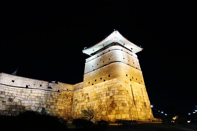 Night View Tour to Suwon Hwaseong Fortress from Seoul - Hwahongmun Pavilion and Yeonmudae Post after dark