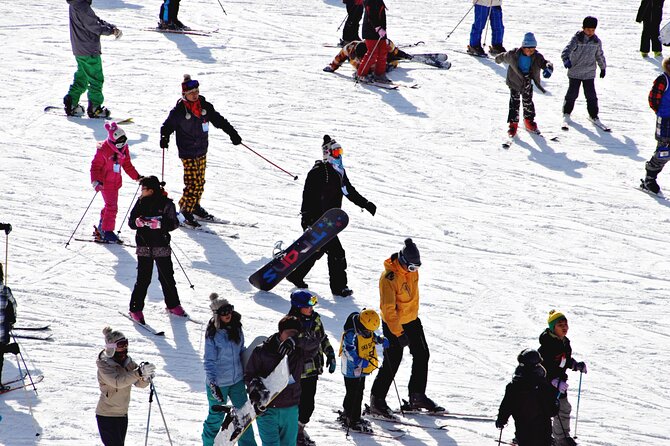 [OFFICIAL] Eden Valley Resort Winter Ski Day Tour from Busan - The rental stop and the waiting factor