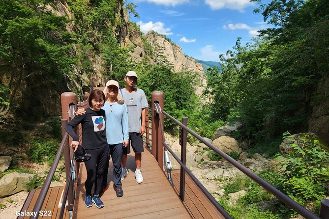 One-Day Tour for stunning Mt.Seoraksan from Seoul - Hiking is an alternative, not an afterthought