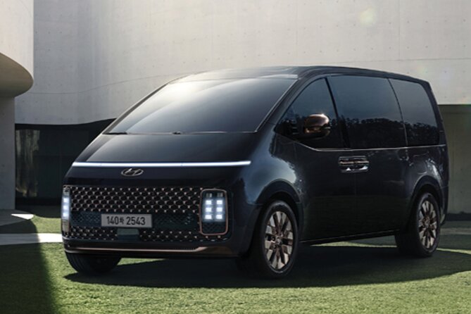 Private Airport Transfer: Seoul City to Incheon Airport (1-5 pax) - The Van, Luggage Space, and Comfort