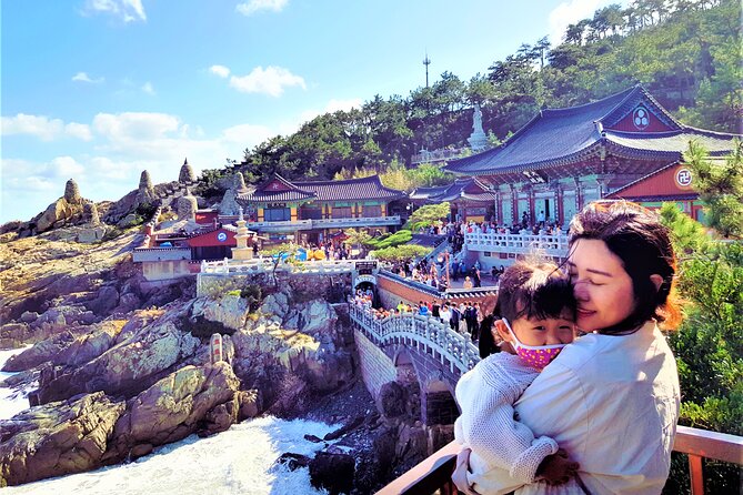 Private Busan Tour -Explore Cultural Landmarks with a Local Guide - Jagalchi Market, where lunch can become an experience