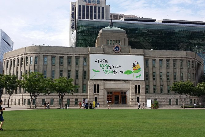 Private City Kickstart Tour: Seoul - The guide makes or breaks the experience