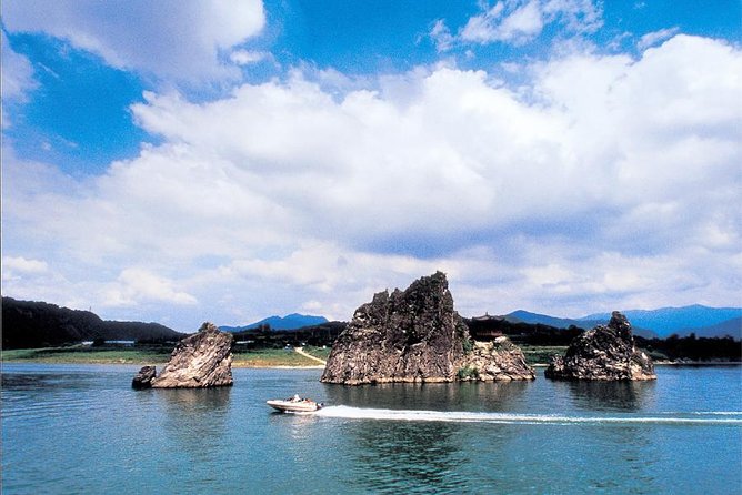 Private Day Trip to Danyang and Chungju Lake from Seoul - A quick look at Dodamsambong Peaks