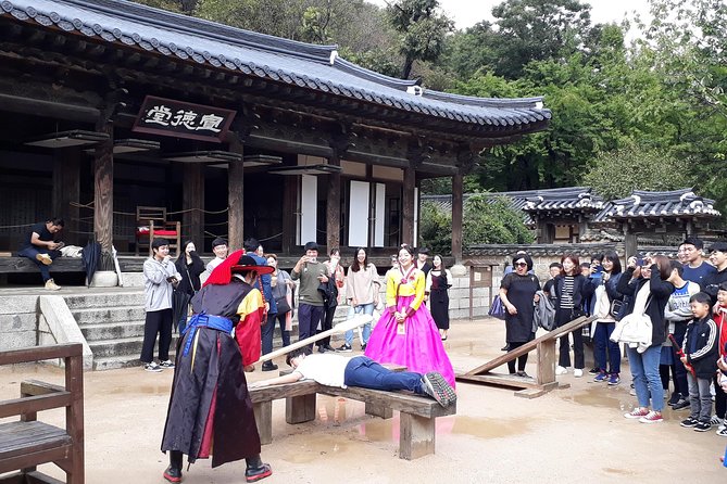 Private day trip to Korean Folk Village & Dae Jang Geum Park - Who will enjoy this day most?