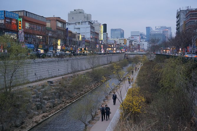 Private English Speaking Driver in Seoul: Airport Service Available - Seoul views and modern neighborhoods