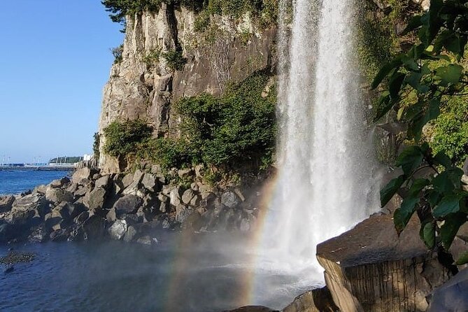 Private Half Day South and West Tour in Jeju Island - Oedolgae Rock and a short coastal pause