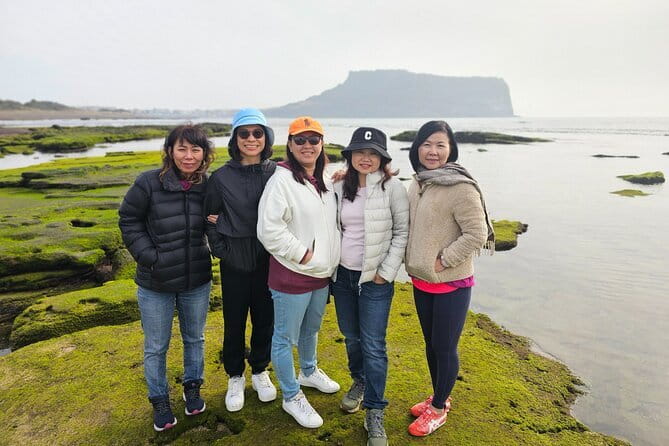 Private Jeju Customized Tour with Local Guide Mr.LEE Hong-min - Why a single Jeju region is the right plan