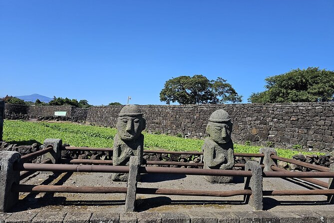 Private Jeju Geopark Gotjawal and Oreum Trekking Experience - Sinhaeng Beach and Aewol Cafe Street
