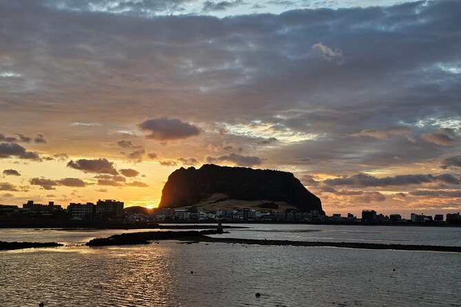 Private Jeju Geopark Gotjawal and Oreum Trekking Experience - Gotjawal, Jeju’s rocky forest